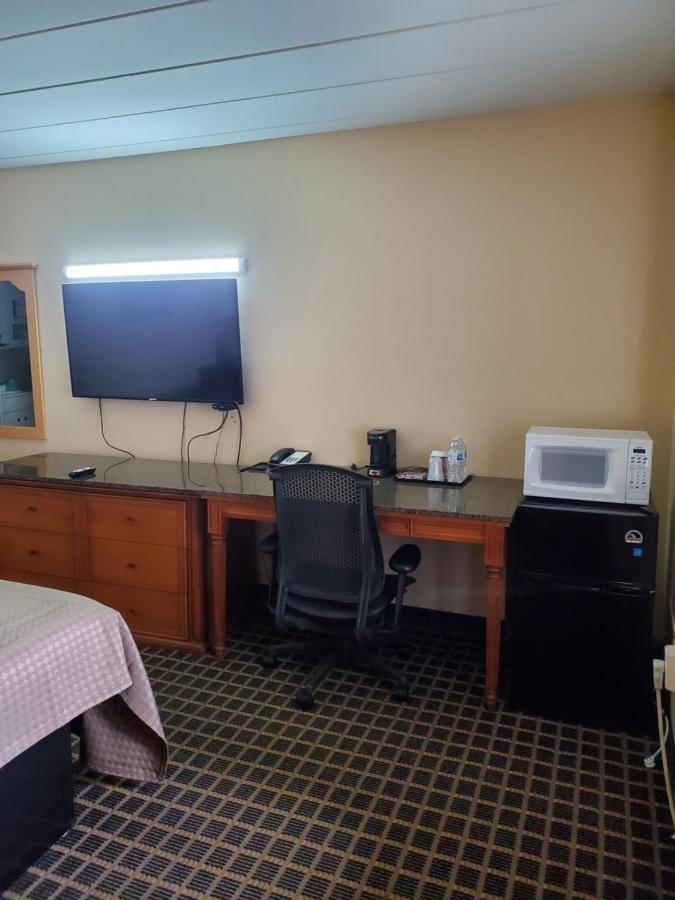 Budget Inn Of Μπέι Σίτι Εξωτερικό φωτογραφία