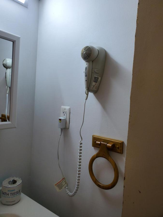 Budget Inn Of Μπέι Σίτι Εξωτερικό φωτογραφία