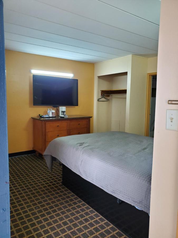 Budget Inn Of Μπέι Σίτι Εξωτερικό φωτογραφία