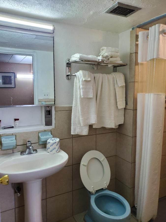 Budget Inn Of Μπέι Σίτι Εξωτερικό φωτογραφία
